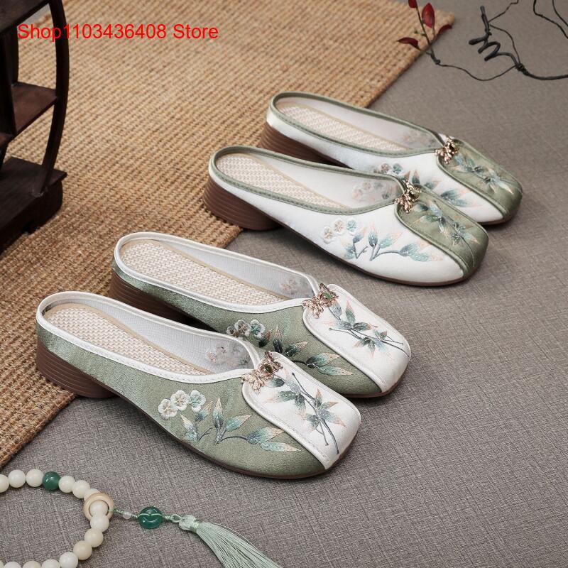 Nouvelles pantoufles brodées p - Ethnic Fashion Women avis et prix